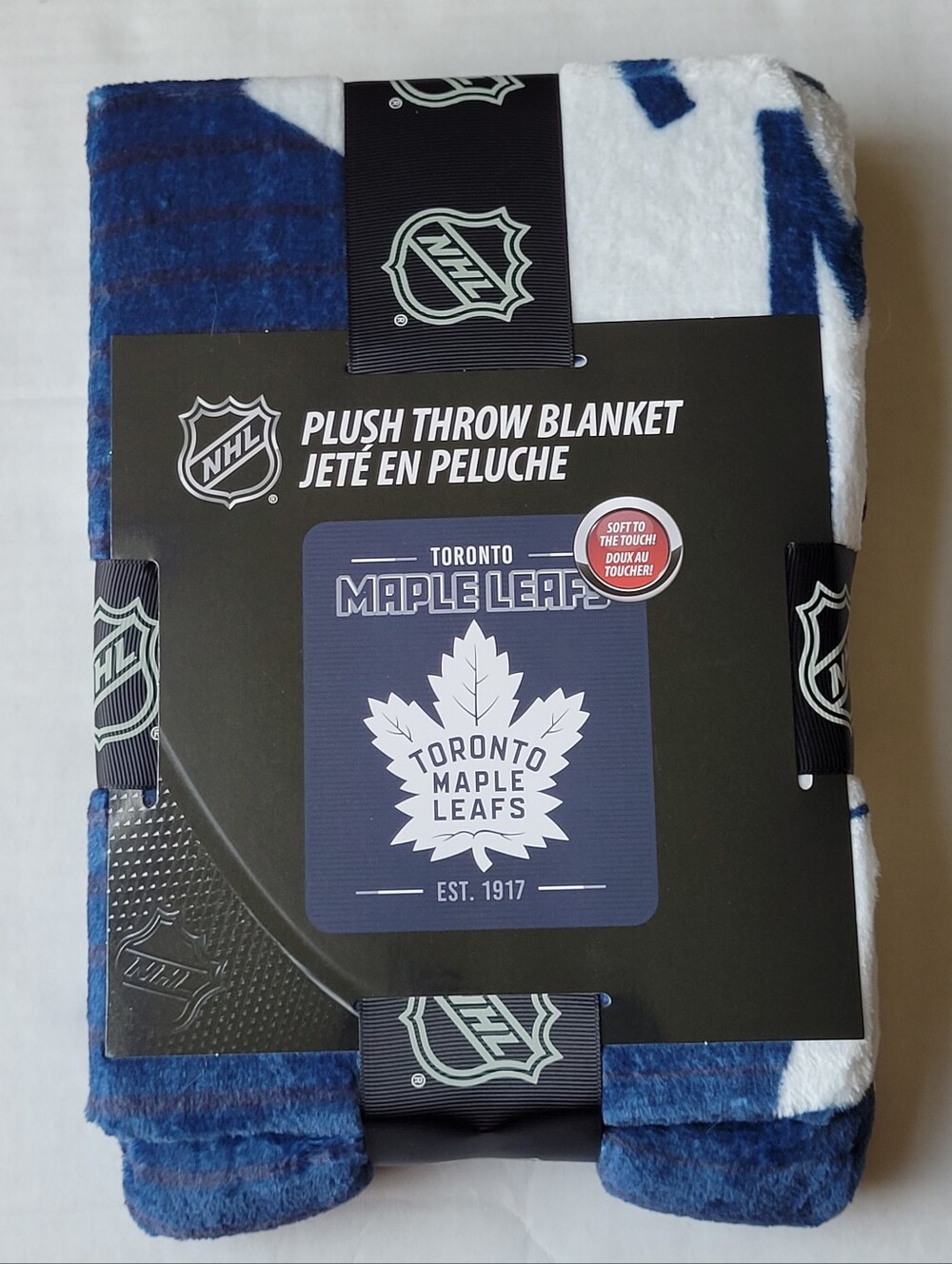 NEW Toronto Maple Leafs NHL Plush Throw Blanket 40"X50" Blue White